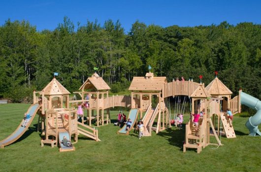 Best Outdoor Playsets for Kids to have Fun in the Sun