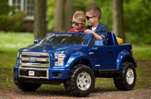 Best Electric Cars for Kids to Feel Like a Real Driver