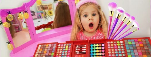 Little Superstar: 30 Best Makeup Sets for Kids