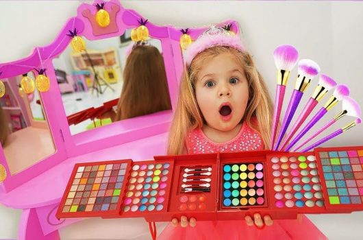 Little Superstar: 30 Best Makeup Sets for Kids