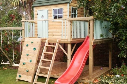 Best Outdoor Playhouses for Kids and Toddlers