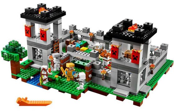 LEGO Minecraft The Fortress