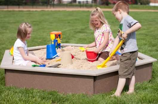 Best Sandboxes for Kids to Play and Explore