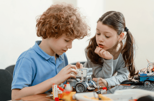 Best STEM toys for Kids to Give Them a Head Start